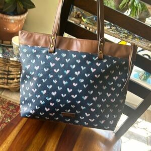 Super cute Fossil tote style bag